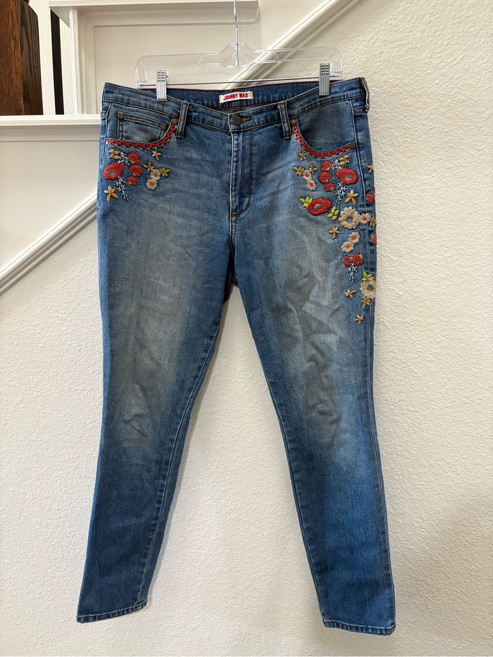 Johnny Was Floral Embroidered Skinny Jeans